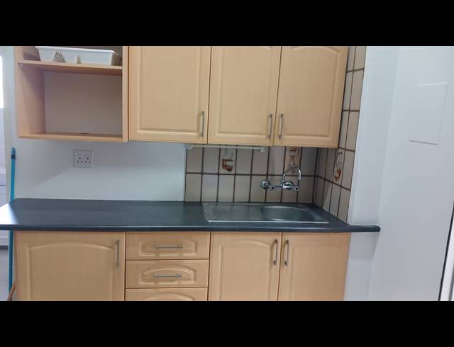 Business property to rent in RANDPARK RIDGE